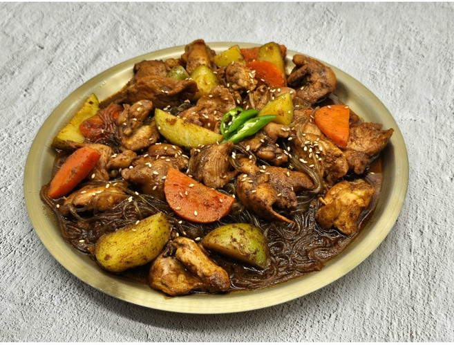 [대용량푸드특가] 순살 간장찜닭 500gX 8팩(총4kg), 500g, 8개