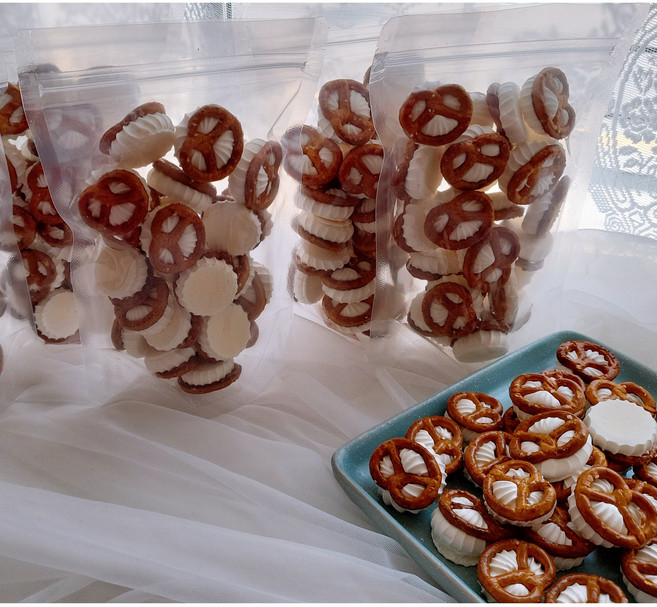 이플떡공방 프레첼머랭쿠키, 1개