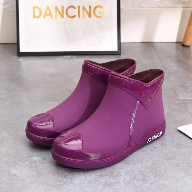 여성 패션 숏 레인부츠 방수 작업용 성인 장화 주방 미끄럼 방지 두꺼운 밑창 일체형 워터부츠