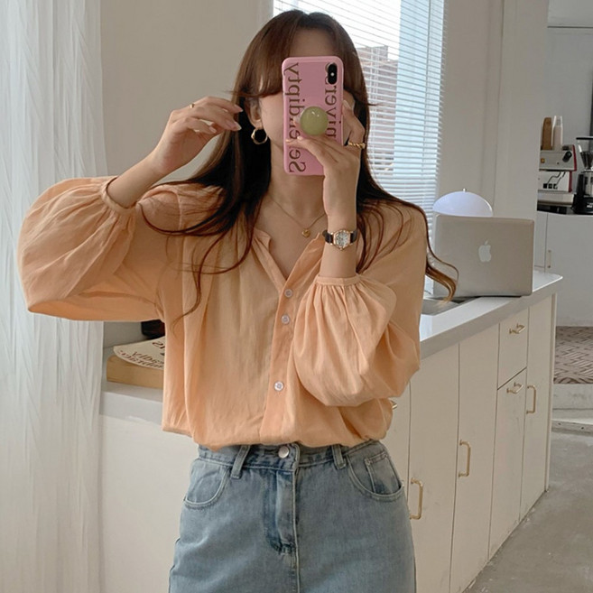 여리여리 여성 데일리 라운드넥 블라우스