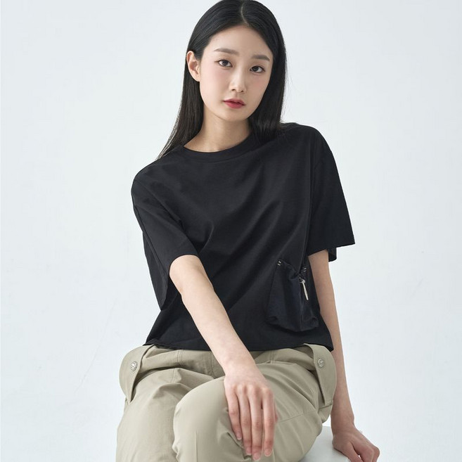 지센 지센 (2컬러) 에센셜 소로나 포켓 라운드 반팔 티셔츠 LSTSO481