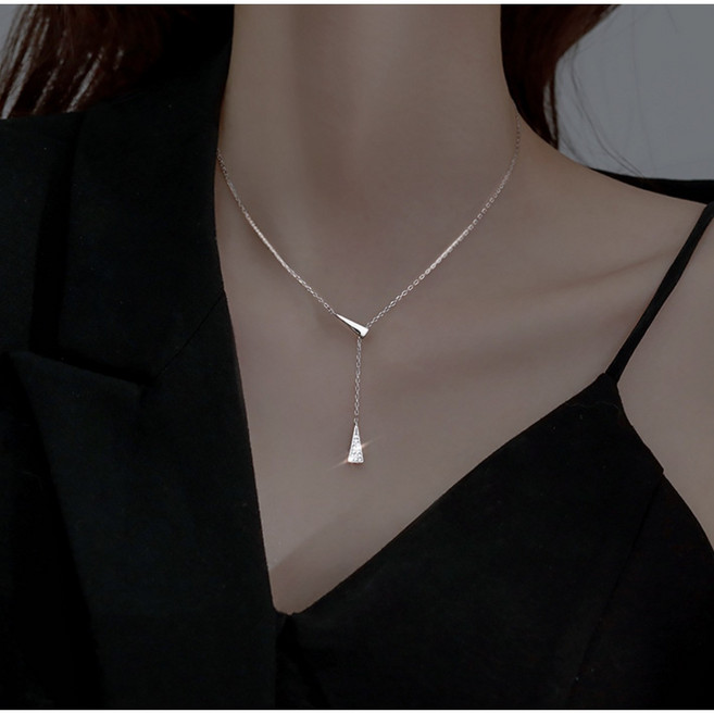 [925 Silver] [2color] 델리아 트라이앵글 드롭 목걸이 우아한 라인 조절 가능 초커 주얼리