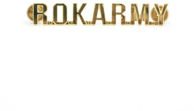 ROKARMY 금장 뱃지 군인 군용 로카 육군 전역 배지
