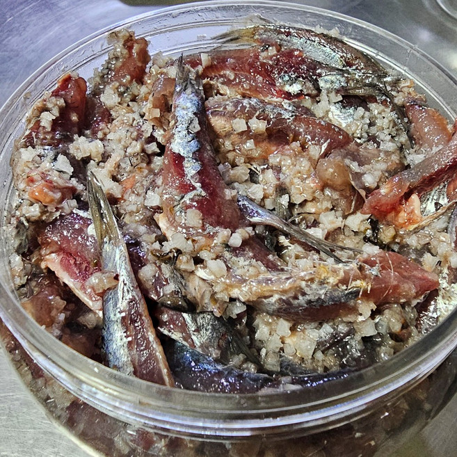 직접만든 멸치젓갈 1.8kg 남해 생멸치 육젓 멜젓 젓갈 반찬, 1개