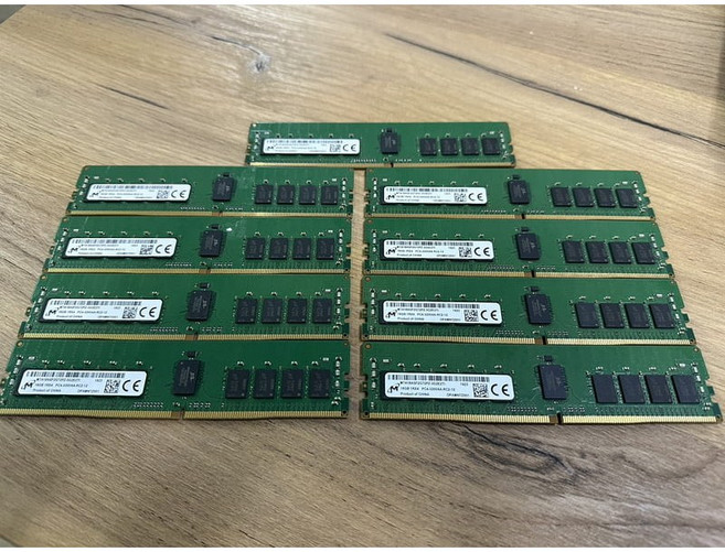 Micron 美光 DDR4 3200AA 16GB 伺服器記憶體, 1個, MTA18ASF2G72PZ-3G2E2TI
