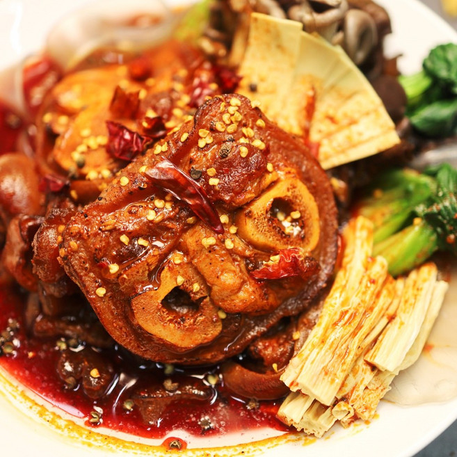 마라 한우 우족찜 밀키트 고기 우족 술안주 650g 1개, 1세트
