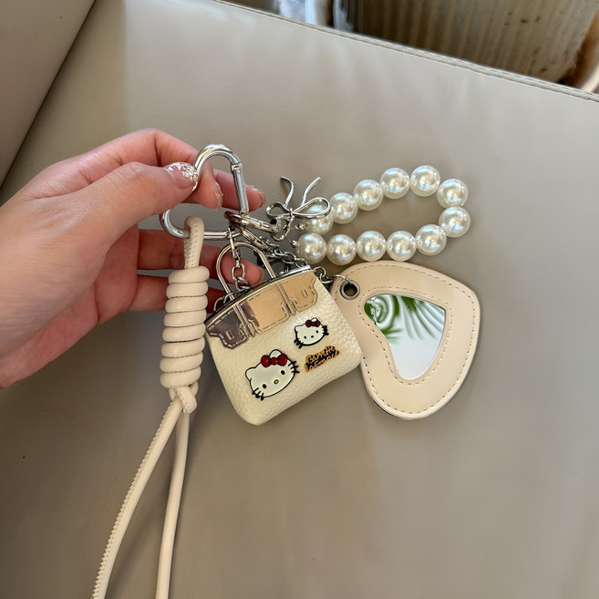 헬로키티 미니백 키링 에어팟 홀더