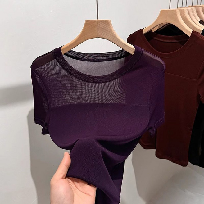 ROYALBELLE 여성 빅사이즈 반팔 라운드넥 시스루 망사 패치 슬림핏 정어깨 티셔츠 S061818