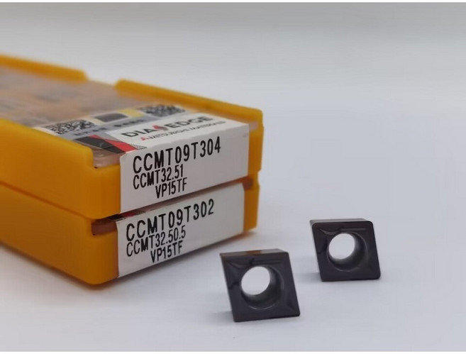 日本三菱 數控車刀片CCMT09T302 VP15TF CCMT09T304 VP15TF，適用於多種數控車床，提高生產效率, 1個, CCMT09T302 VP15TF