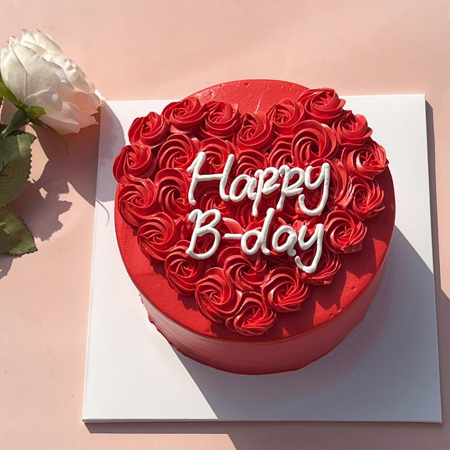 [평일10시전 주문 오늘출발] [날짜예약가능] 러블리하트 택배로받는 전국배송 빠네뜨리아케이크, 1개, 600g, 딸기빅토리아우유크림-화이트시트