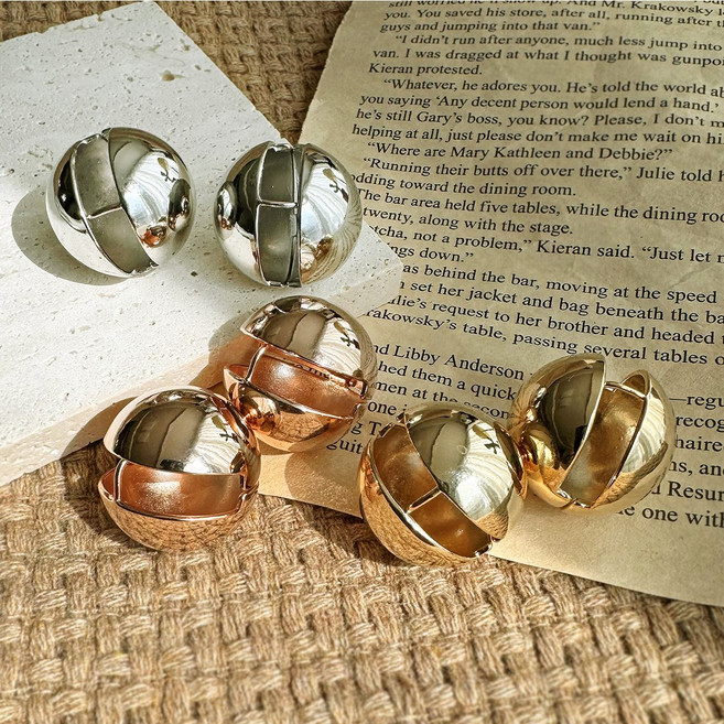 MOOLDN 18KGF 볼드 볼륨 볼 원터치 귀걸이 (10mm/12mm/16mm/20mm/25mm)