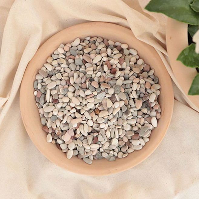 가꿈 토분에 어울리는 은은한 베이지빛 오색자갈 600g, S, 1개