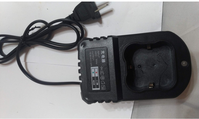 戈麥斯 16.8V 鋰電池充電器 FG10A, 1個