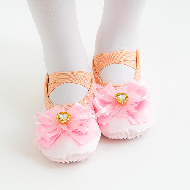 여아용 하트 큐빅 리본 공단 발레 토슈즈