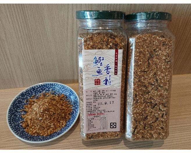 鰹魚香鬆 250公克 (瓶裝) - 鰹魚口味白芝麻海苔，適用於沙拉、配飯、配粥, 1個