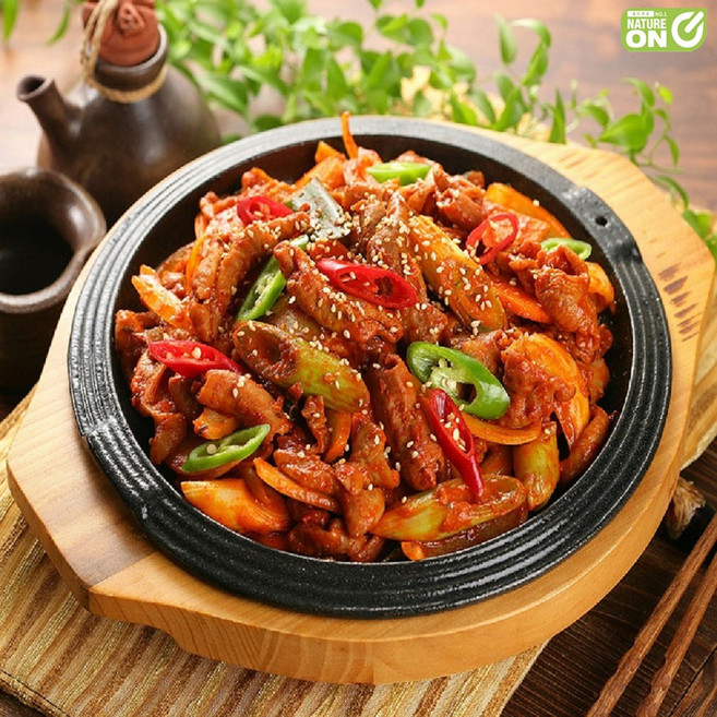 [쿡앤잇]야식마을 숯불직화 매운양념 불곱창(200g 전자렌지OK), 1개, 200g