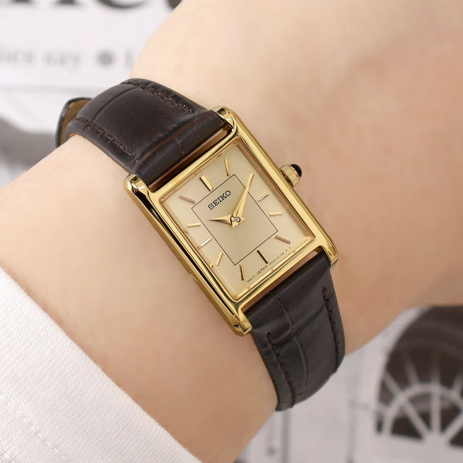 세이코 클래식 로마 사각케이스 사파이어 아날로그 여자 캐쥬얼 정장 가죽 시계