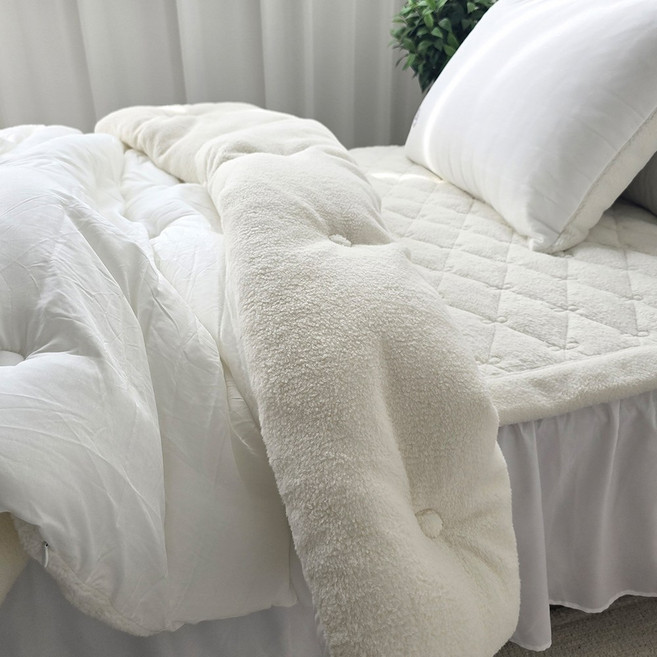 레오나 부드러운 텐셀 모달 극세사 차렵 이불 포근한 소프트 양모 겨울침구 화이트 더자샵