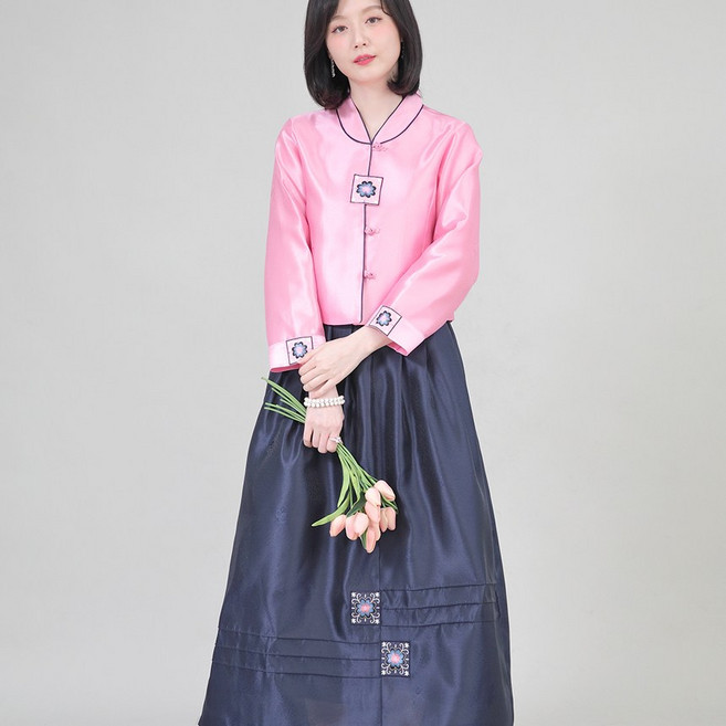 애비뉴투지 엄마옷 곱디고운 사계절 여성 어른 양단 개량한복 혼주 하객 환갑 저고리 치마세트 H01146