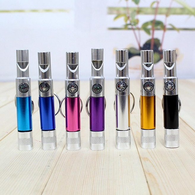 후레쉬겸 호루라기 나침반 열쇠고리 2개 조명기구 캠핑조명 캠핑