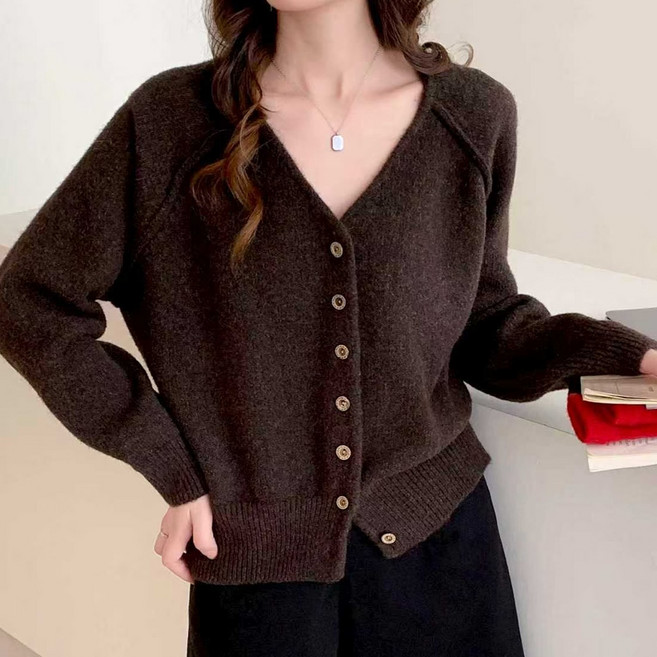 cammello 여성 나그랑 핀턱 브이넥 니트 가디건 기본핏 긴팔 스웨터