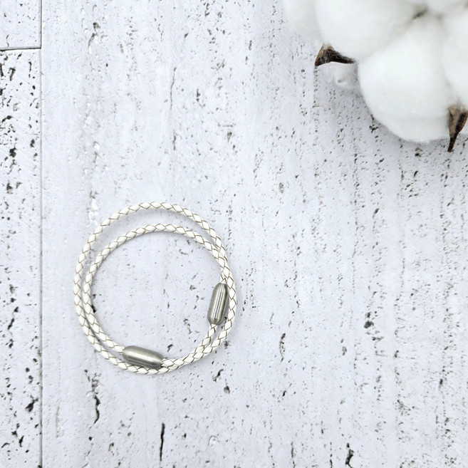 엠비오 천연소가죽줄 레이어드 한줄팔찌