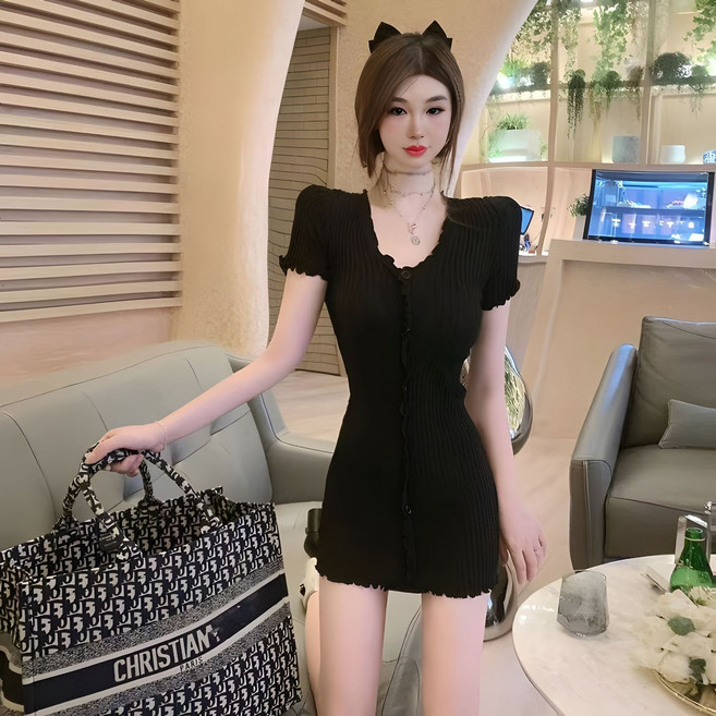 AWBH V領短袖包臀裙, 黑色