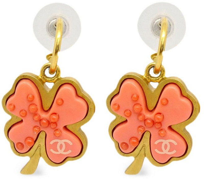 샤넬 중고 2003 네잎클로버 로고 스탬프 포스트 이어링