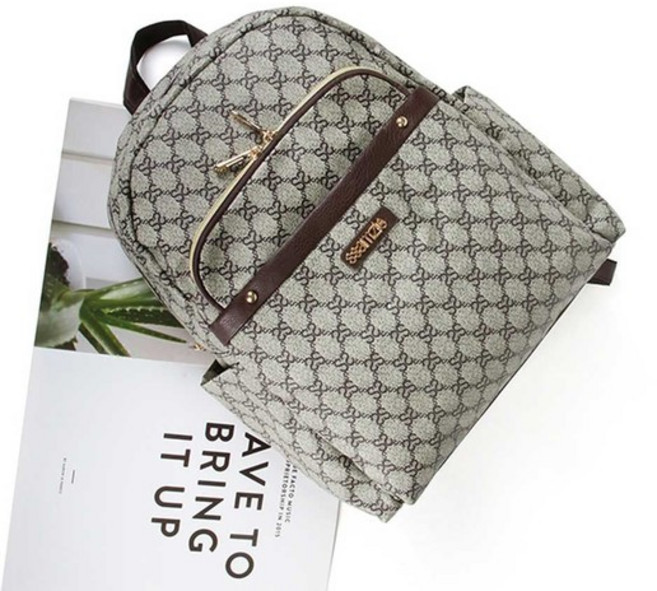 여자 데이트 룩 봄 나들이 주말 백팩 코디 가방 패션