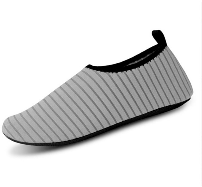 康遠 防滑沙灘鞋 輕便速乾 潛水瑜伽浮潛適用 灰色 S碼 (鞋長21-21.5公分)