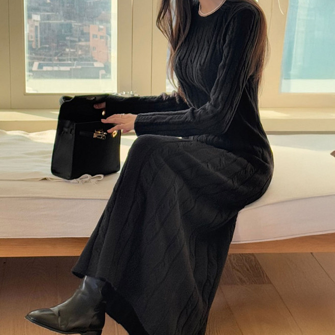 떳다그녀 물랑 꽈배기 롱 니트 맥시 드레스 겨울 도톰 데일리 케이블 롱원피스