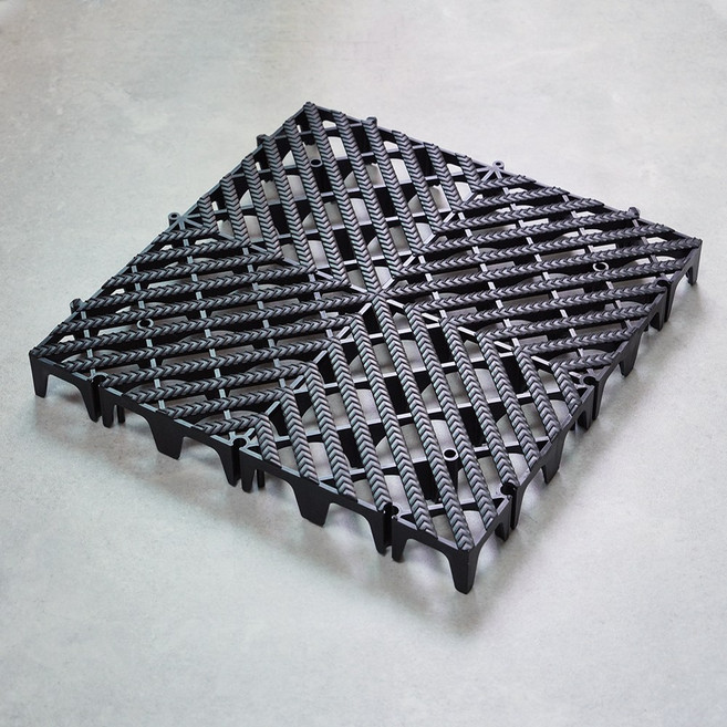 마을과고양이 높이 4cm 다용도 배수 매트 길고양이 급식소 발판 깔판 강아지 견사 받침대, 1개, 검정