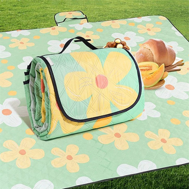 방일 푹신한 컴포블리 방수 두꺼운 피크닉매트 휴대용 접이식 캠핑러그, B