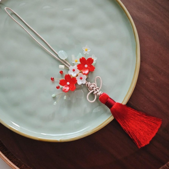 BEEU 비유 꽃 한복 노리개 명절 추석 설 전통 한복 노리개 장식 예단 예물 혼수 보자기 선물 포장용 노리개