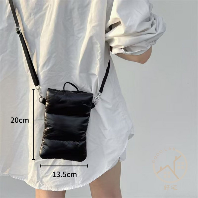 Good Lab 時尚羽絨手機包 空氣雲朵斜背包 輕巧側背包 多色可選 20x13.5公分, 黑 羽絨手機包（W0914）