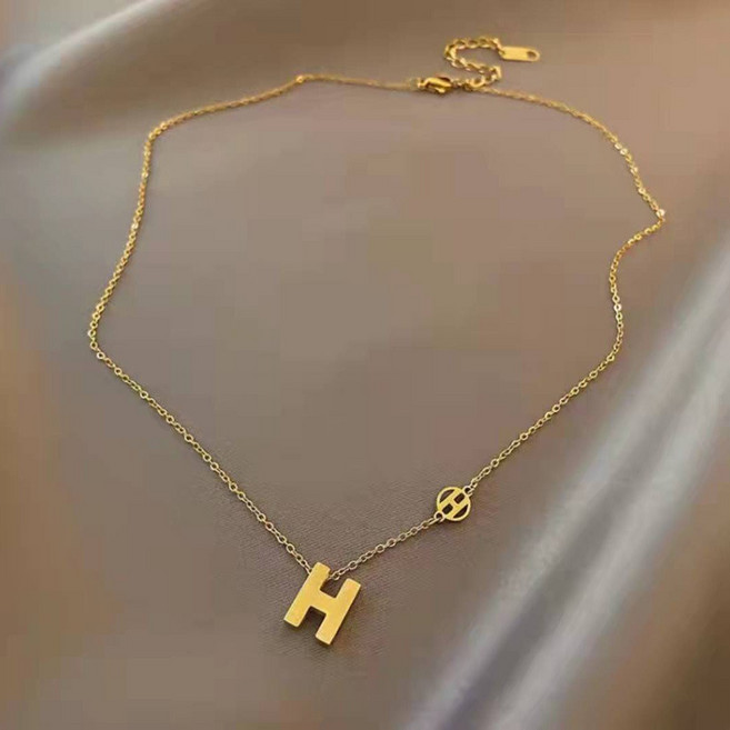 럭키 H 이니셜 써지컬 스틸목걸이