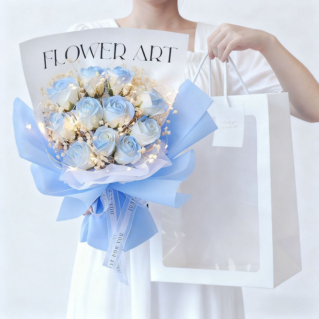 碎冰藍玫瑰花永生花滿天星乾花束七夕聖誕情人節生日禮物送女朋友, 11朵碎冰藍 滿天星  手提袋燈串賀卡:1個