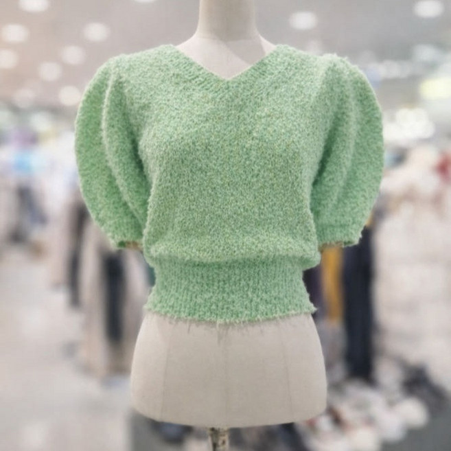 에고이스트 메탈믹스 배색 포인트 볼륨 풀오버 니트 EP3KH861_DG