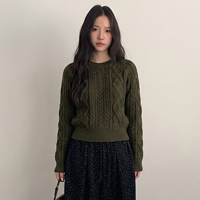 타니즈 산테스 크롭 꽈배기 라운드넥 니트 - 6컬러