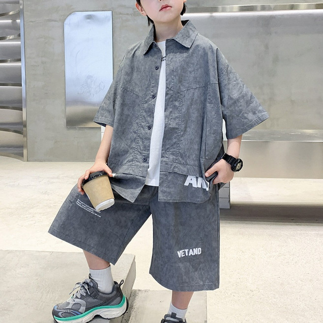 지디오 키즈 남아 여름 상하복 반팔 셔츠 버뮤다 팬츠 세트 밴딩 반바지 레터링 백프린팅 주니어 투피스 셋업