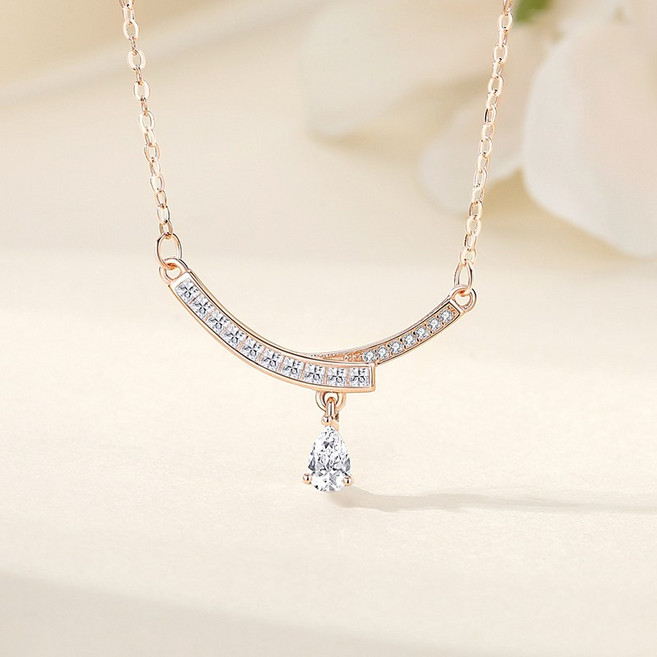 YANGTA 14k 여성 데일리 스마일 체인 목걸이 스파클링 1부 다이아 목걸이 여성패션 선물추천