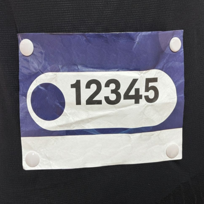 에이투원 마라톤 배번호 배번표 자석 번호표 고정 클립, 4개, 흰색