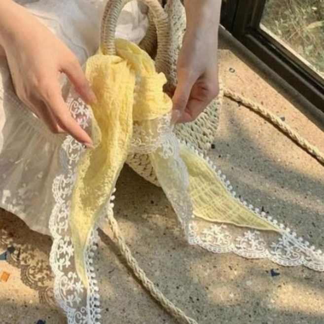 [엔젤디] 폰즈 삼각 레이스 스카프