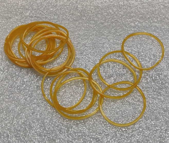 黃色橡皮筋 內徑38mm 外徑40mm 約7公克20條 可拉伸約30公分, 下單數量請看內文說明, 1個