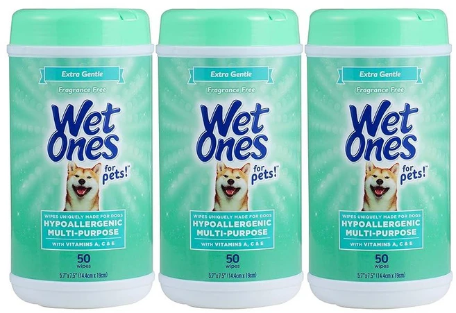 Wet Ones 애완동물용 저자극성 다목적 강아지 물티슈 비타민 A C 및 E 포함 | 무향 저자극성 애견 물티슈 모든 강아지용 다용도 물티슈 | 100개 파우치 강아지 물티, 50 Count (Pack of 3), Dog Wipes - 쿠팡