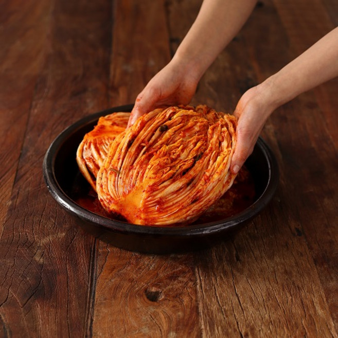 청와대 김치류 공급업체/ 어울림 포기김치 배추김치 8kg (양념가득), 1개