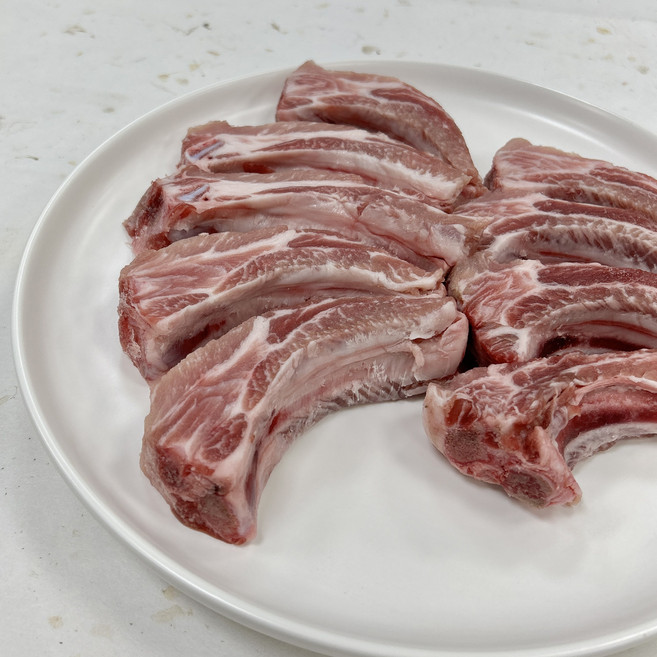 한돈 등갈비 300g 600g / 삼겹살 목살 돼지갈비 앞다리살 찌개용 캠핑 항정살, 돼지등갈비, 1개