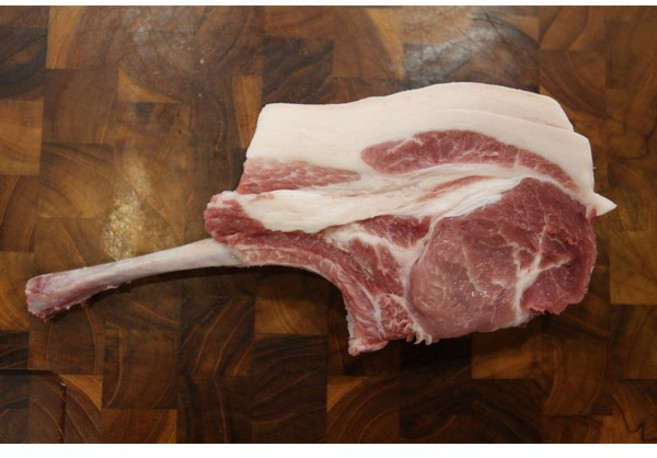 느림 뼈등심 국내산 한돈 프렌치랙 (냉장) 600g 1팩, 1개