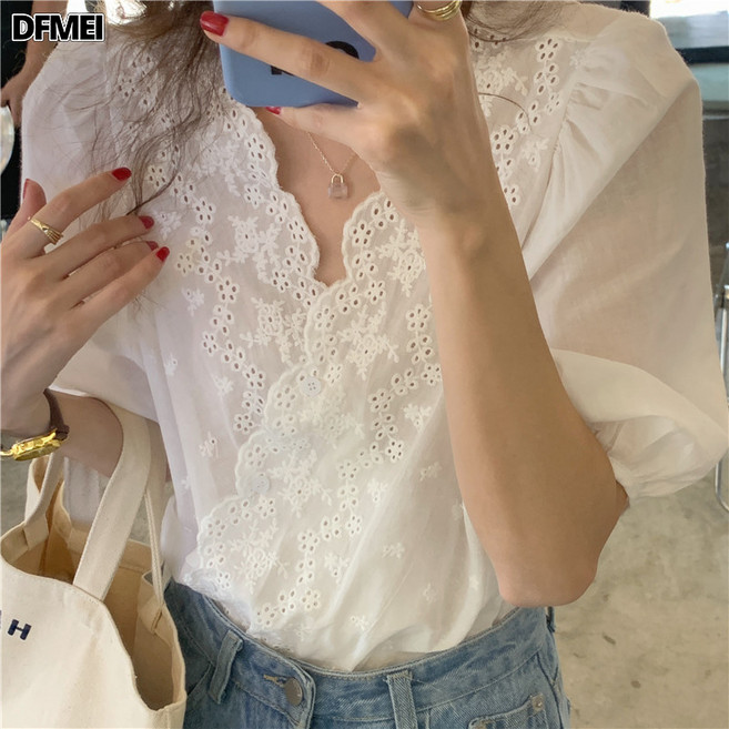 DFMEI 韓版刺繡花邊小清新百搭襯衫