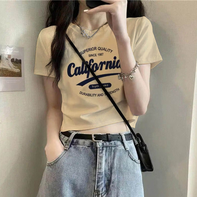 Tryth Club California 印花短袖T恤 修身露臍上衣